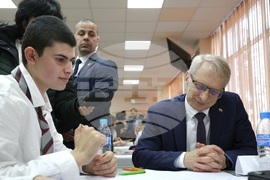 Варна - Математическа гимназия „Д-р Петър Берон“ - Николай Денков - посещение