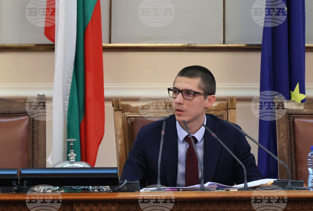 В никакъв случай не мисля, че ще има отстъпление от националния интерес, заяви депутатът Мирослав Иванов за преговорите с РСМ