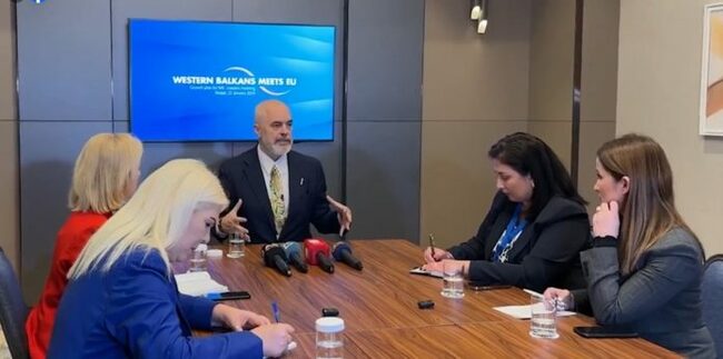 АТА: Всяка страна, която блокира друга, няма да може да се възползва от плана за растеж на Западните Балкани, каза албанският премиер Рама