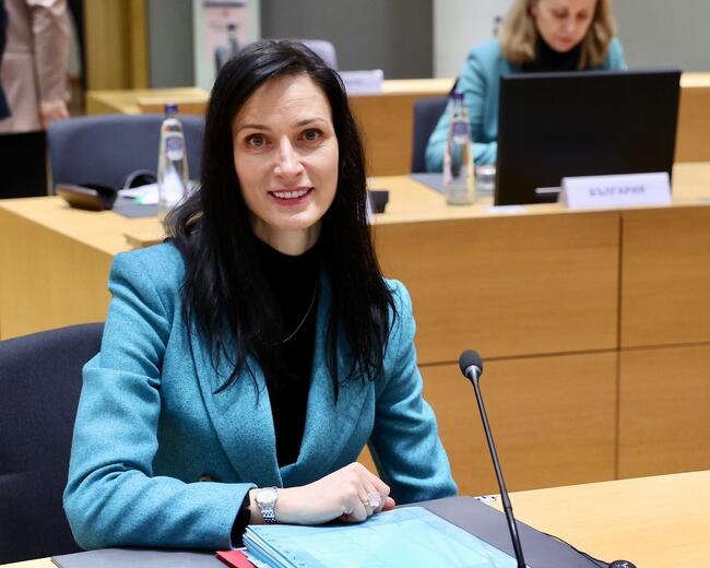 Мария Габриел: За устойчиви решения за мир са нужни обединени усилия между партньори