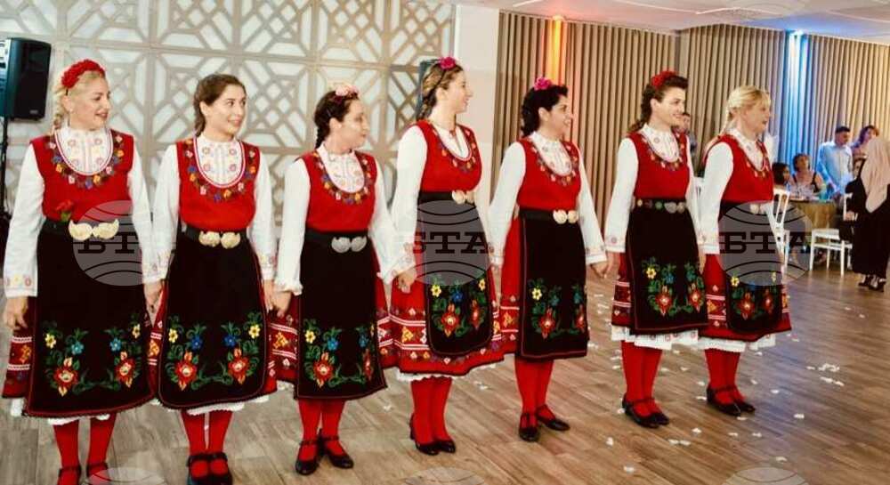 Балканска танцова формация „Феникс“ в Базел отправи покана за онлайн репетиции по народни танци