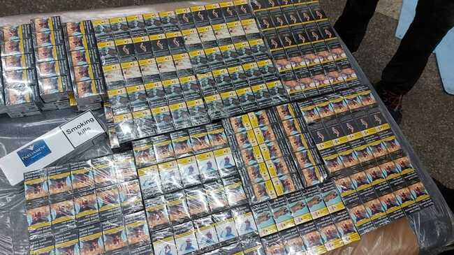 Близо 44 000 къса контрабандни цигари задържаха митническите служители на МП Капитан Андреево