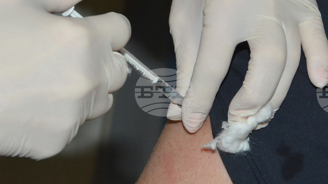 Кампанията "Ваксинирай се безплатно срещу грип" е в ход в пазарджишка болница 