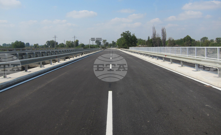 Road Construction Chamber Warns Adequate Road Maintenance, Repairs Agreement Threatened