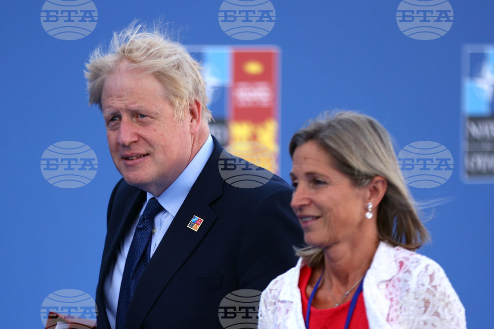 Испания - НАТО -  Борис Джонсън