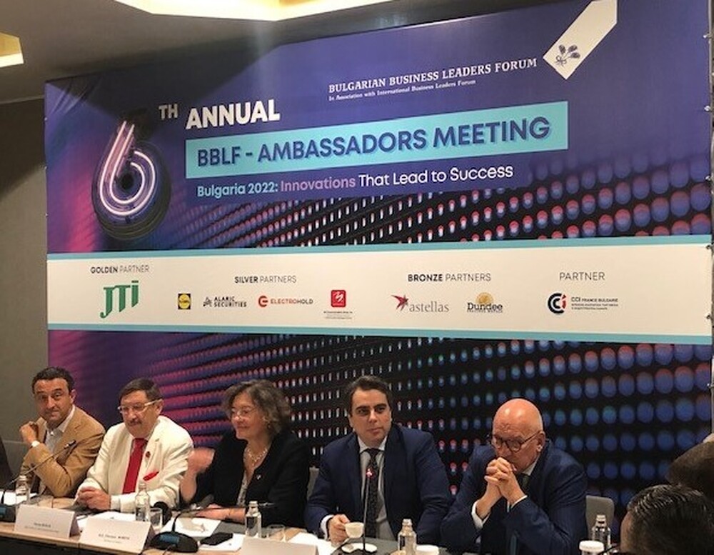 Асен Василев: През последните месеци постигнахме свобода за правене на бизнес, което увеличи поризводството, инвестициите и износа