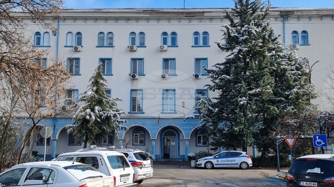 Куриер на телефонни измамници е задържан по два случая с въведени в заблуждение в Димитровградско