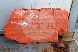 Bulgarian Research Ship Finds Plane Parts in Livingston Island Area