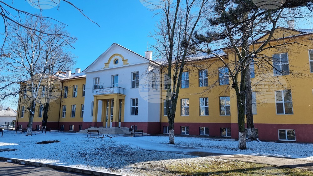 МВР проверява училища в цялата страна заради получена заплаха за поставени взривни устройства, засиленото полицейско присъствие остава до края на деня
