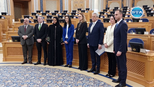 Вицепремиерът и министър на външните работи Мария Габриел е на официално посещение в Кралство Саудитска Арабия