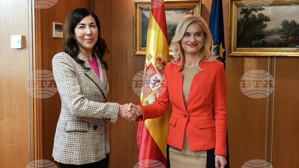 Bulgaria to Open Its First Tourist Office in Spain in 2024, Minister Dinkova Says
