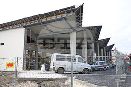 Варна - автогара - скулптура