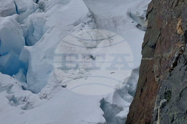 Антарктида - НИК 421 - ледник Сопот - геоложки проби