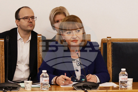 Парламент - Комисия по правни въпроси - извънредно заседание