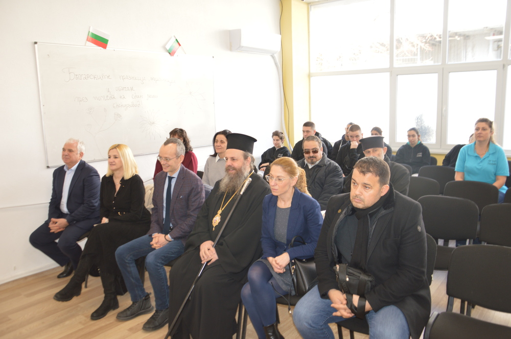 Кметът на Благоевград Методи Байкушев след иновативен урок в ПГТЛП „Гоце Делчев“: Конкуренцията на пазара е огромна, влагайте любов и грижа в това, което правите