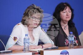 Национален пресклуб БТА - Светлана Шаренкова - пресконференция