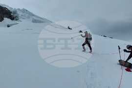 32nd Bulgarian Antarctic Expedition Continues Work on Research Projects