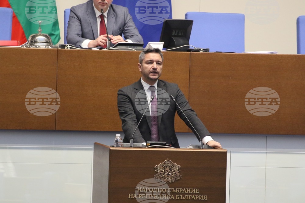 БСП: Сглобката се маскираха като десни, обуха ботуша на деспота и газят правовата държава