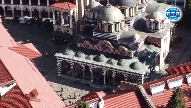 Празникът за възвръщането на чудотворните мощи на Йоан Рилски в Рилската света обител беше тържествено отбелязан в манастира