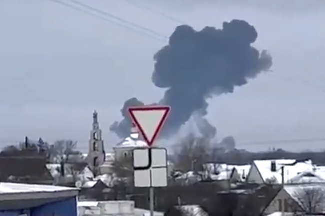 В списъка с военнопленниците, за които се предполага, че са били на борда на разбилия се руски самолет, има несъответствия, твърди омбудсманът на Украйна