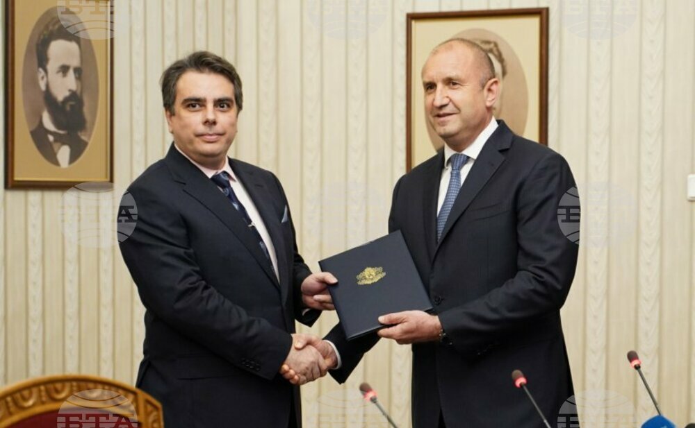 President Radev Mandates PM Designate Assen Vassilev to Form Cabinet