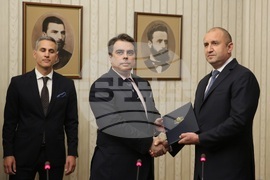 Румен Радев - Асен Василев - мандат за съставяне на правителство