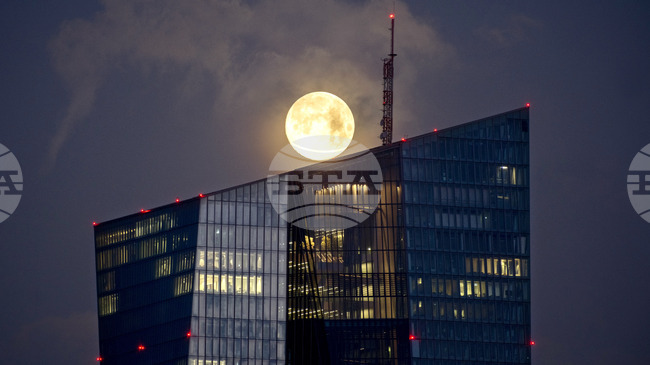 ЕЦБ няма да „бърза“ да реагира на скока в цените на петрола, каза Пиер Вунш 