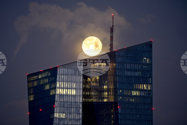 ЕЦБ няма да „бърза“ да реагира на скока в цените на петрола, каза Пиер Вунш 