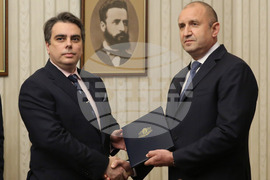 Румен Радев - Асен Василев - мандат за съставяне на правителство