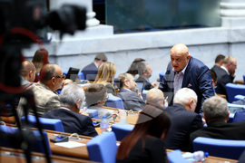 Парламент - заседание