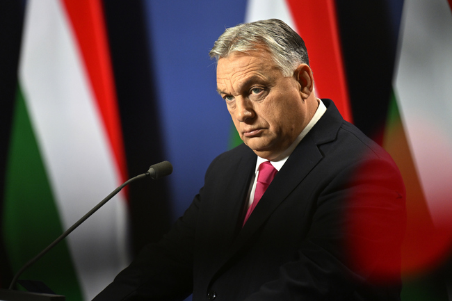 Унгария е подложена на натиск да ратифицира кандидатурата на Швеция за членство в НАТО след споразумението с ЕС за помощта за Украйна