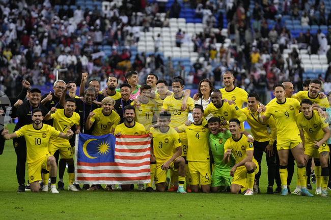 ФИФА наказа федерацията на Малайзия със служебни загуби заради фалшифициране на документи на играчи