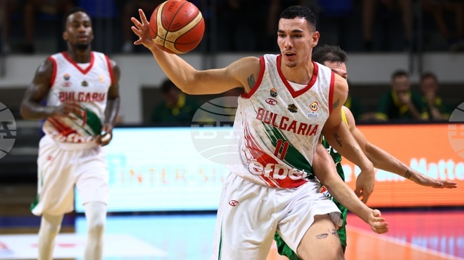 Баскетболните национали започнаха подготовка в Ботевград за мача срещу Армения