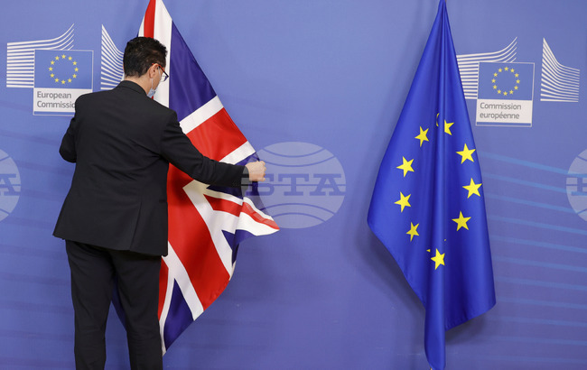 ЕС премахва от днес митата за внос на продукти стомана от Великобритания, като част от облекчаването на търговските бариери, обяви Лондон