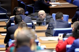 Парламент - заседание