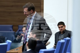 Парламент - заседание