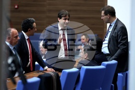 Парламент - заседание