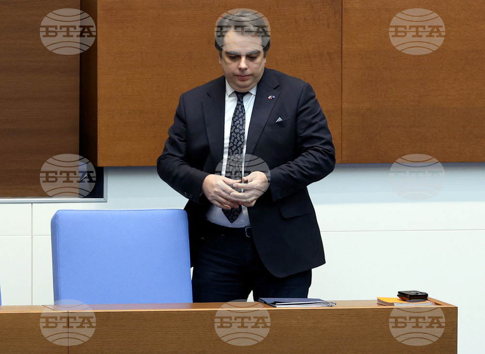 Парламент - парламентарен контрол