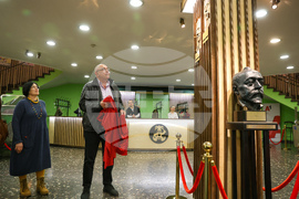 Сатиричен театър "Алеко Константинов" - маски - откриване