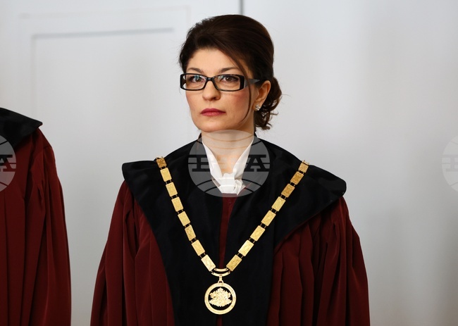 Desislava Atanasova's Appointment to Venice Commission: Prime Minister Stresses Her Track Record as MP, Lawyer Urges Public Protest