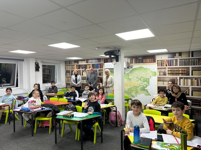 Министър Цоков: Стартира пилотен проект с Google в 200 български училища