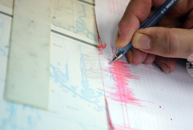 Извънредно положение е обявено в северната част на гръцкия остров Евия след серия от земетресения