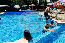 Село Вонеща вода - горещини - басейн