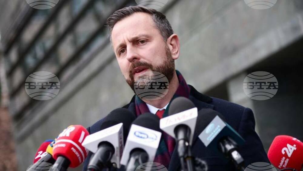 Полският министър на отбраната изрази изненада от оставката на украинския външен министър Кулеба