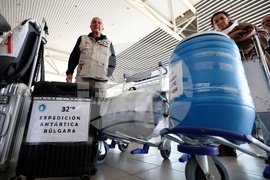 Fourth Group of 32nd Bulgarian Antarctic Expedition Departs from Sofia