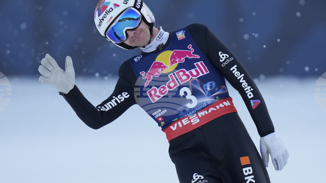 Четирикратният олимпийски шампион Симон Аман е включен в швейцарския отбор по ски скокове на 44-годишна възраст