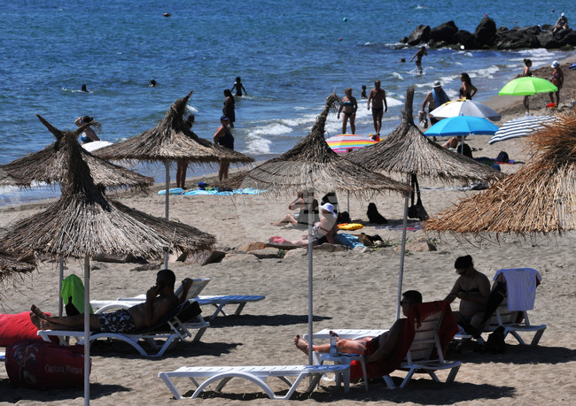 Nearly One-Fourth of Working Bulgarians Cannot Afford One-Week Holiday - European Trade Union Institute