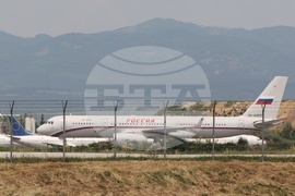 Летище София - самолет - руски дипломати