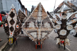 Перник - кукери - Международен фестивал на маскарадните игри „Сурва“