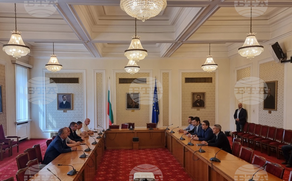 Продължаваме Промяната - нечленуващи в парламентарна група депутати - среща